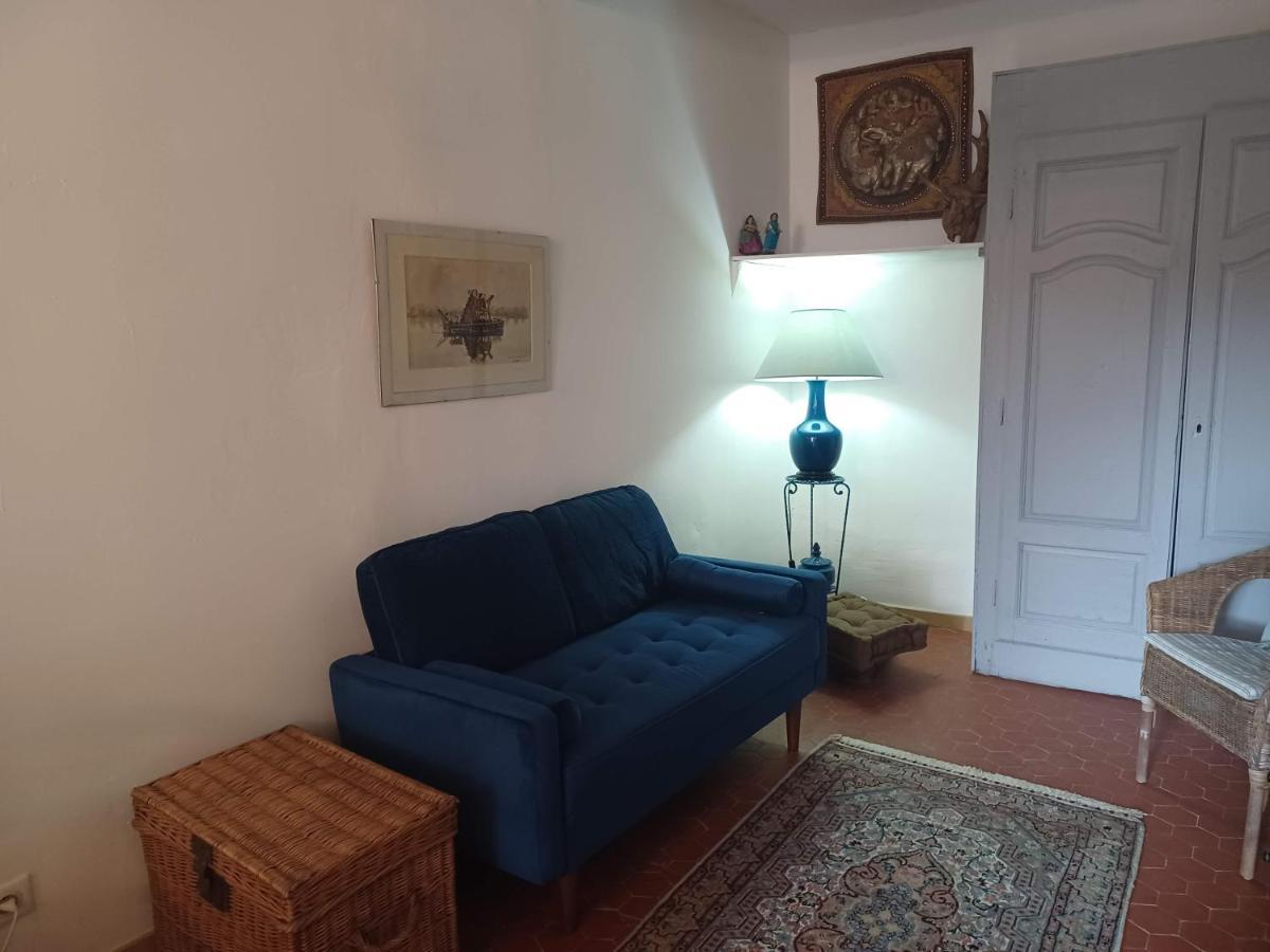L'Horloge Apartment Aups Room photo